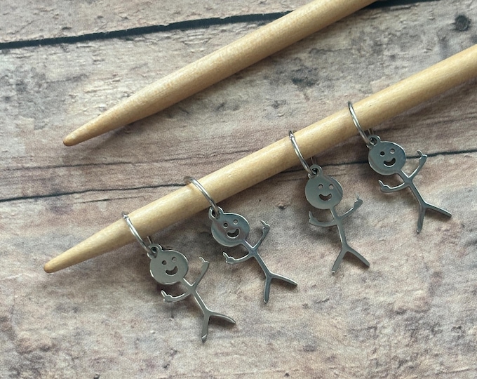 Featured listing image: Double Deuces