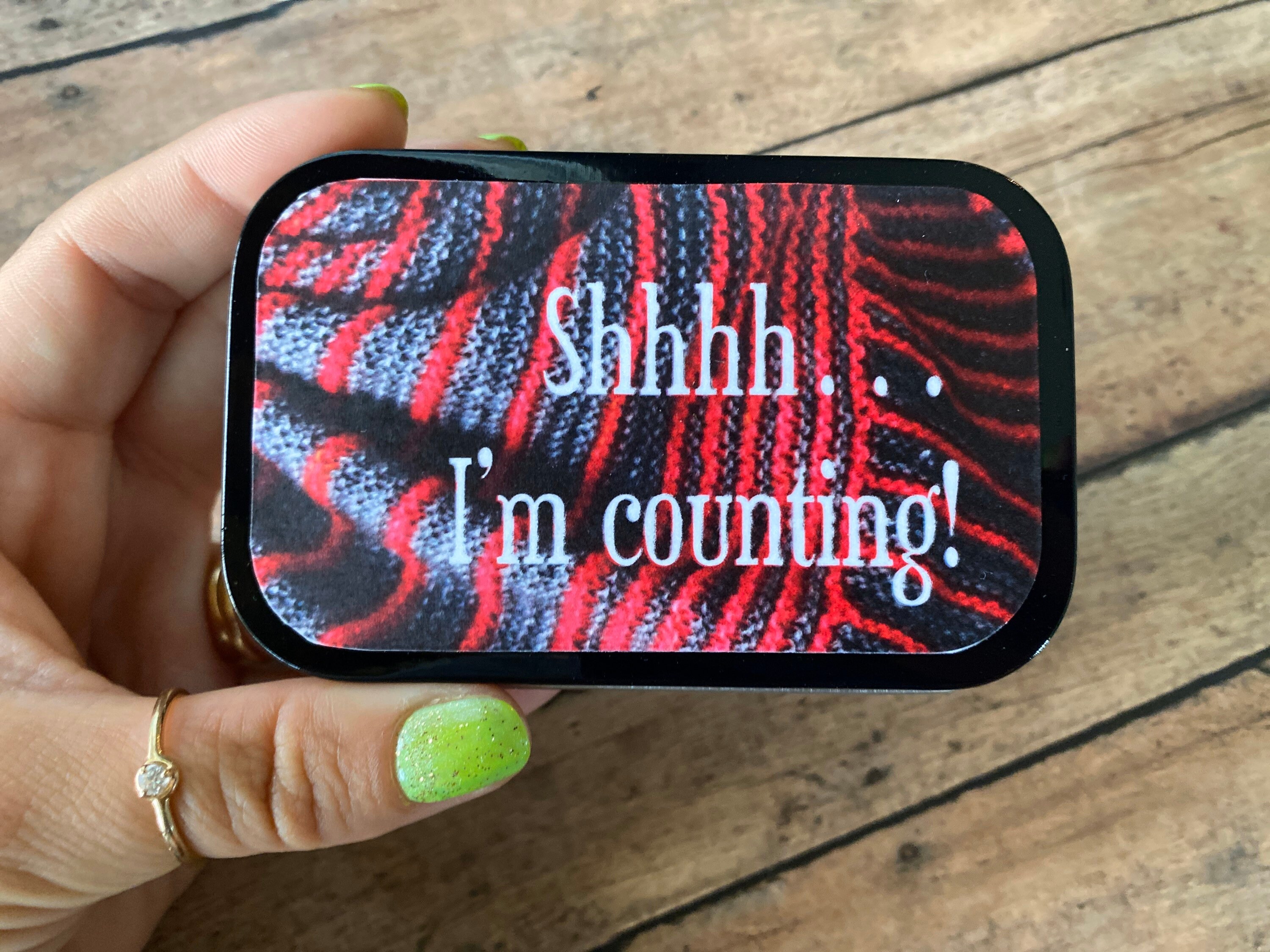 Shh I'm Counting Knitters Tool Tin With Knitting Notions, Stitch Markers, Travel  Scissors, TSA Approved -  Norway