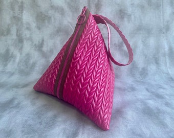 Triangle Pouch - Knit Texture (Pink)