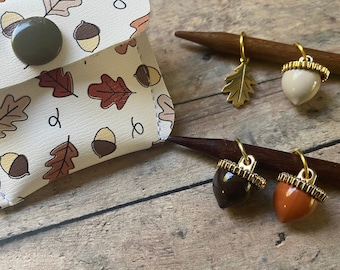 Acorn & Oak Leaf stitch marker set in vinyl pouch, set of 4 markers for your knitting project bag