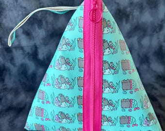 Triangle Bag - Mermaid Pusheen