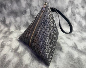Triangle Pouch - Knit Texture (Black)