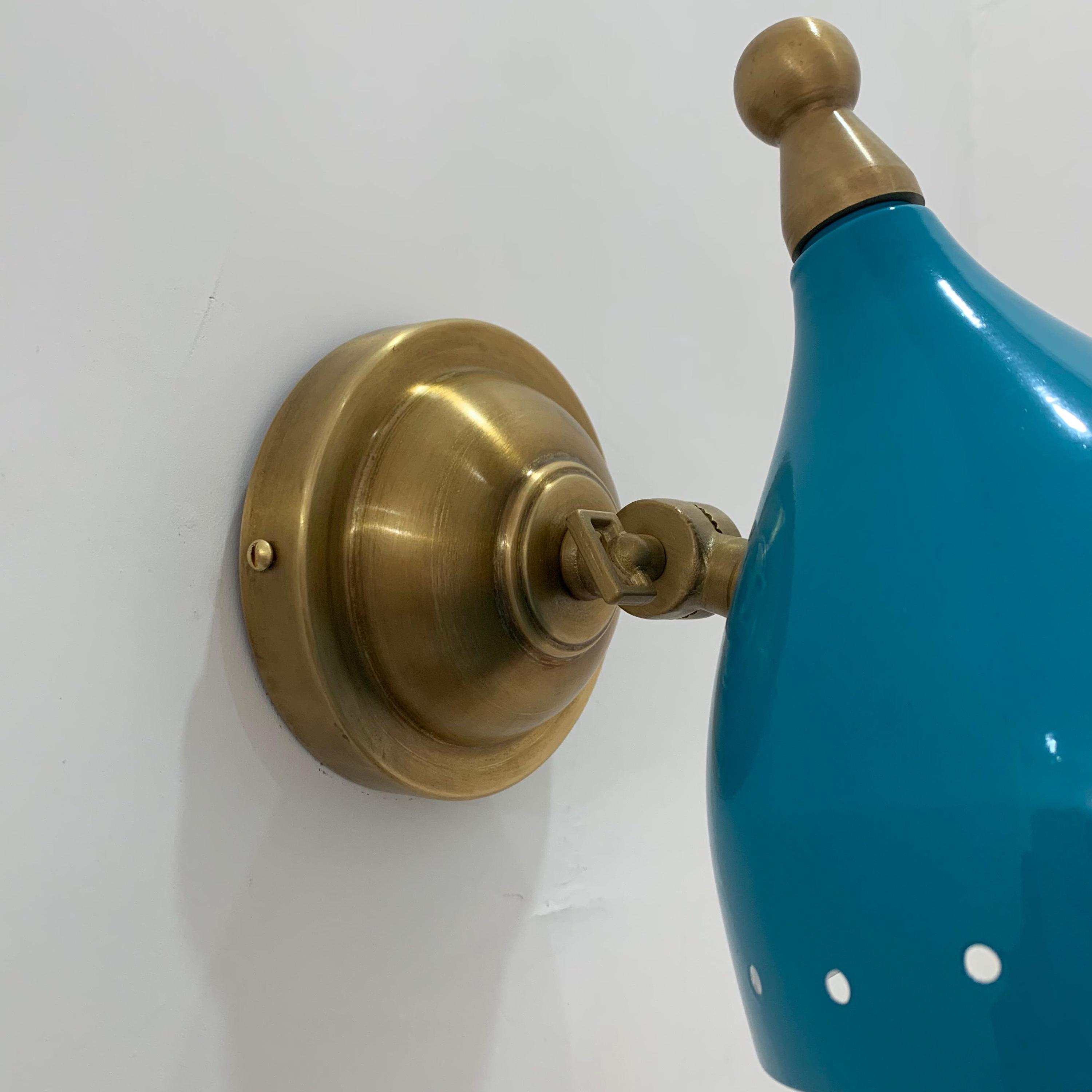 ミッドセンチュリーの真鍮製壁付け照明：イタリアのスティルノーヴォ