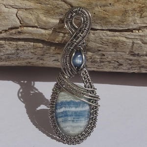 Scheelite and Kyanite sterling silver wire pendant. Scheelite pendant, wire wrapped pendant, wire jewelry,wire wrap necklace,crystal pendant