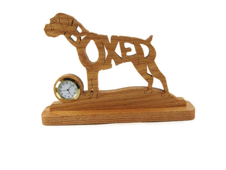 Reloj de escritorio o estante con orejas sin recortar de perro boxer hecho a mano con sierra de marquetería de madera de roble por KevsKrafts imagen 2