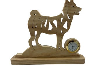 Handcrafted Ash Wood Husky Dog Clock: Scroll Saw Art