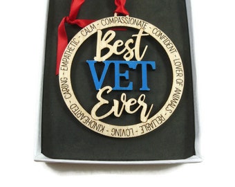 Best Veterinarian Ever Ornament Laser Engraved Hand Painted