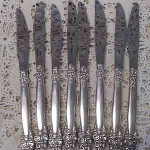Vintage Community Silverware Set Knives, 8 Spanish Crown Flatware