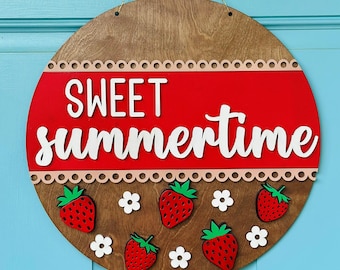 Colgador de puerta con dulces fresas de verano