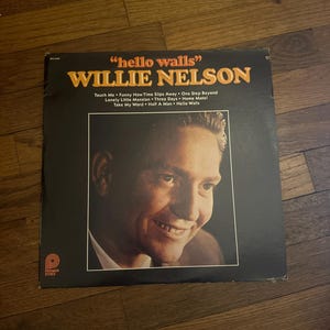Willie Nelson: Hello Walls