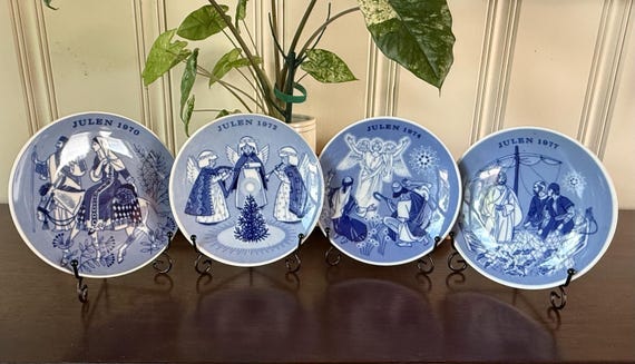 Set of 4 Vintage Porsgrund Christmas Plates – Julen 1970, 1972, 1974, 1977 – Norwegian Blue Porcelain Holiday Decor