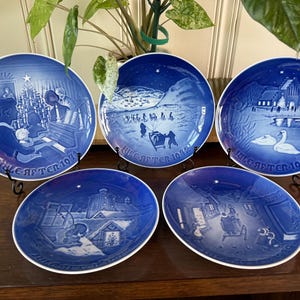 Set of 5 Bing & Grondahl Copenhagen Porcelain Christmas Plates 1971–1979