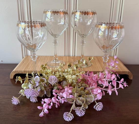 Elegant Gold Fleur-de-Lis Goblets – Set of 4 Vintage Wine Glasses, Baroque Glassware