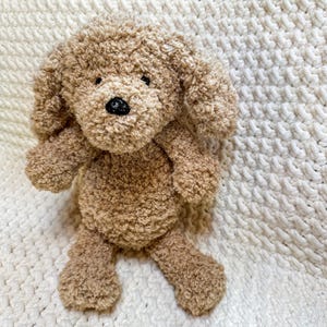 Padrão de cachorrinho fofo de crochê - Skippy, o cachorrinho rabiscado