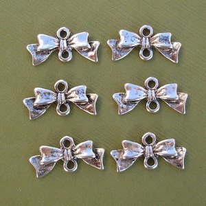 20pcs-Bowknot Antique Silver Alloy Pendants Connector
