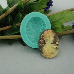 Silicon Mold  Woman&#39;s Head  Flexible  for Crafts, Jewelry, Resin, Scrapbooking, Polymer Clay, Push Mold
