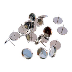 Earring Cabochon Settings, 12mm Cabochon Tray, Ear Post, Platinum Plated Brass.