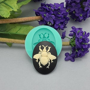 Silicone Mold  Bee Cameo  Flexible  for Crafts, Jewelry, Resin, Scrapbooking, Polymer Clay.