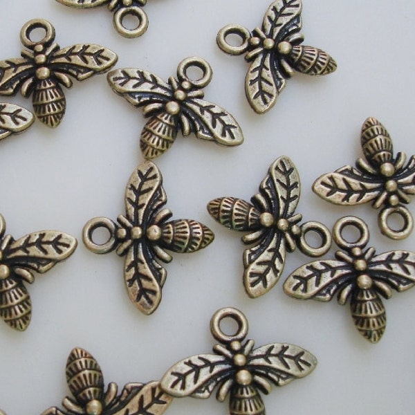 40pcs-Bee Charm, Double Sided, Antique Bronze Color.