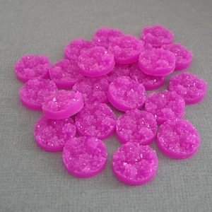Druzy Resin Cabochons, Flat Round, Magenta Color, 14mm.