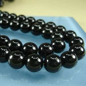 Black Onyx Beads - 10mm Smooth Round - Full Strand.