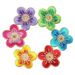 6Pcs-Plum Blossom Flowers  Applique Embroidery Sewing on Patches.