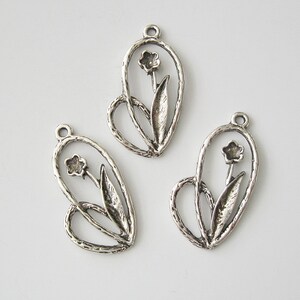 Antiqued Silver  Flower Pendant Charm Dangle.