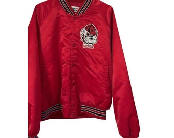 Chaqueta bomber de satén con parche grande de bulldog de Georgia Bulldogs para hombre, color rojo Chalk Line