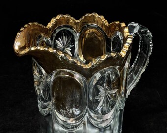 Pichet à eau ou à jus de fruit épais en verre pressé épais de 20 cm, EAPG, lune et étoiles rehaussées d'or