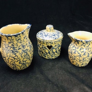 RRP Co Roseville Robinson Ransbottom Blue Spongeware Art Pottery Home Decor Trio Pitcher Potpourri