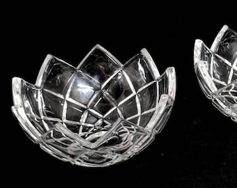 Pair of 2 Lead Crystal Bowls Cut Floral Pattern Geometric Candy