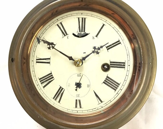 Antique the New Haven Clock Company 8 Day Time Clock. Octagon Shaped