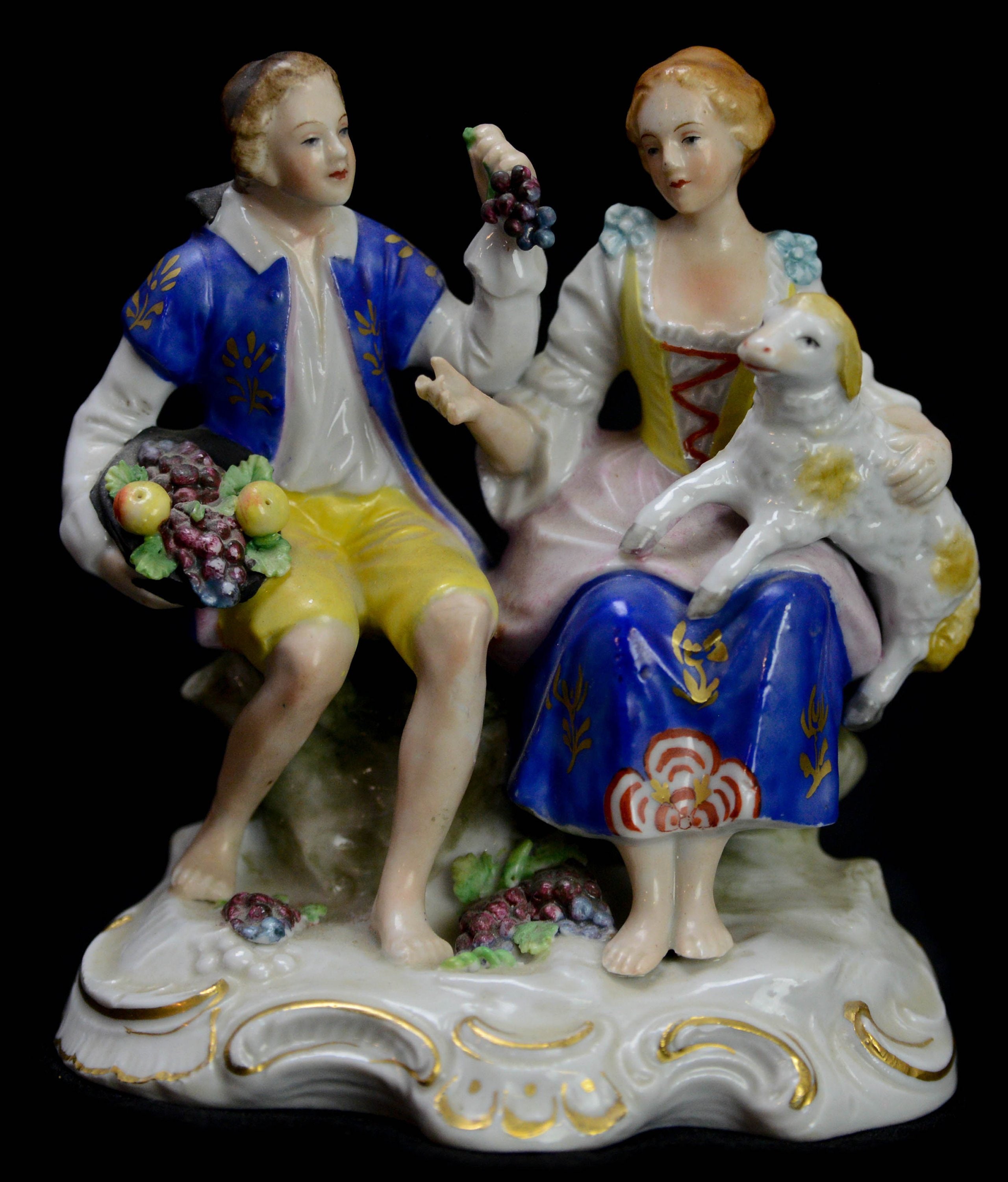 Antique Late 1800s Sitzendorf Germany Porcelain Courting