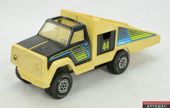 Vintage 1978 Tonka Car Hauler Carrier Tow Truck Ramp Roll Back