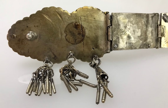 19 世紀初頭のイスラム トルコ オスマン帝国の民族的なシルバー パネル