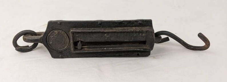 Antique Gifford Wood Co. Hanging Spring Scale | 200 Pound Capacity ...