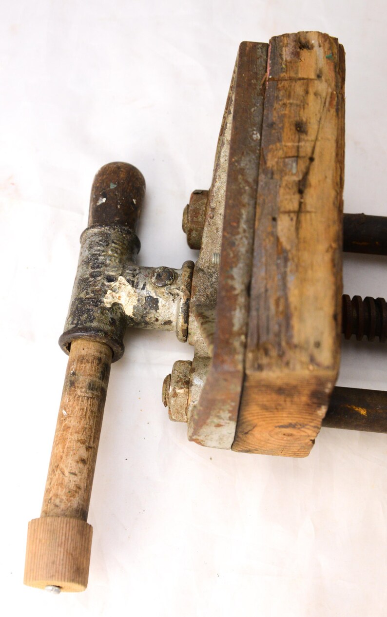 Vintage Richards Wilcox Work Bench Mount Wood Working Cast 