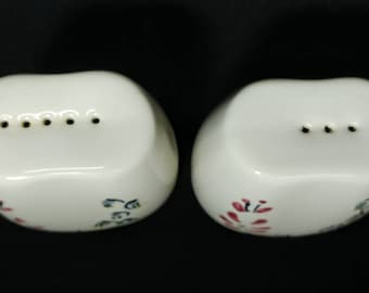 1950 年代の Red Wing Caprice ソルト アンド ペッパー シェーカー | ミッド センチュリー | 手描き