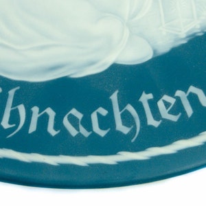 Mettlach Villeroy & Boch Weihnachten 1977 Cameo Reliefmuster Weihnachtsteller Bild 3