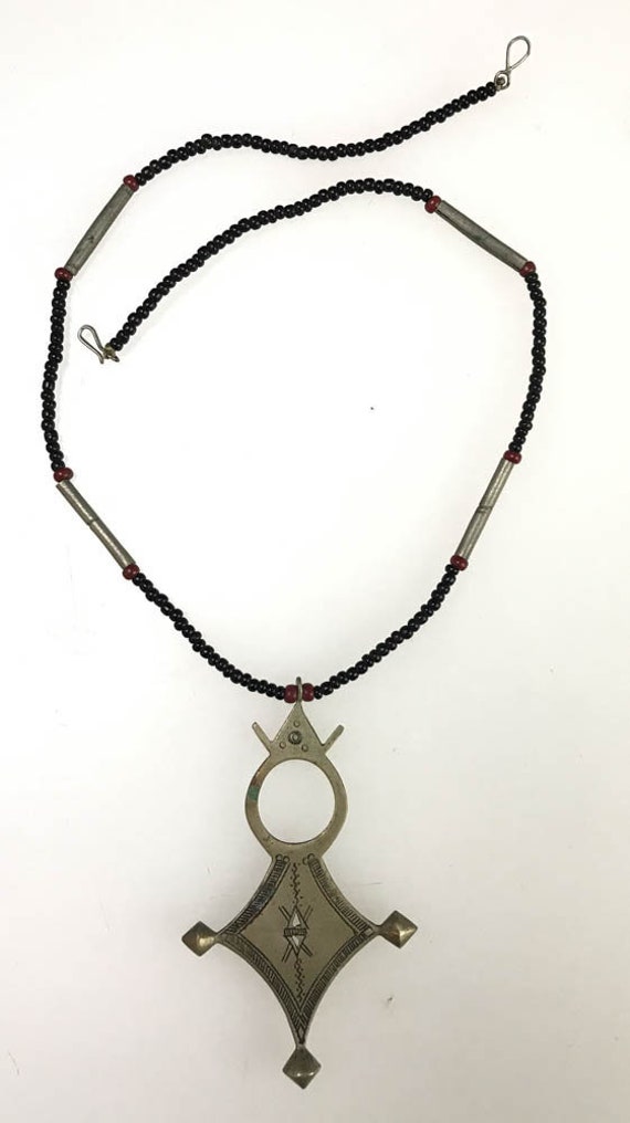 Antique Moroccan Glass Bead Art Necklace | Hand Et