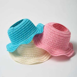Puppenstrohhut-Zubehör - Süßer dekorativer Minihut für Puppen, handgefertigte Outfit-Dekoration, geeignet für 17 cm große Puppen