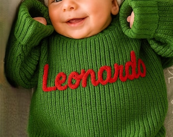 Handgestickter Name Baby Pullover, personalisierte Strickkleidung