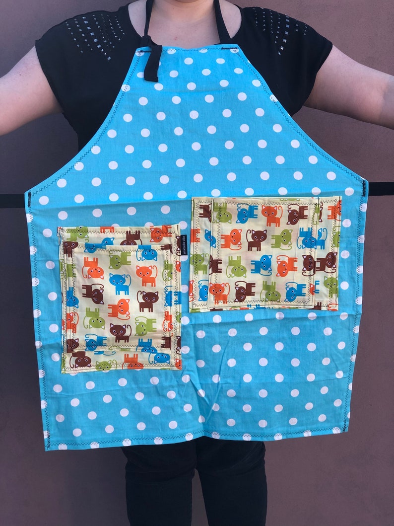 Cute cats frolic on turquoise polka dot full apron, four pockets, medium to plus size, heavy cotton image 2