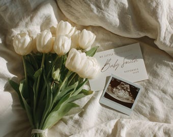 Minimal Baby Announcement Template, Tulip Pregnancy Reveal, Editable Canva Design (Digital Download