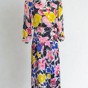 Vintage Neiman Marcus 100% Pure Silk Floral Suit - Size 4