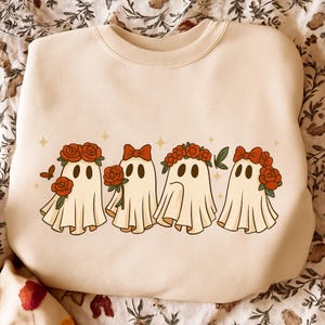Cute Ghost Shirt, Floral Ghost Shirt, Halloween Ghost Sweatshirt, Spooky Season, Women Halloween Shirt, Halloween Party Shirt