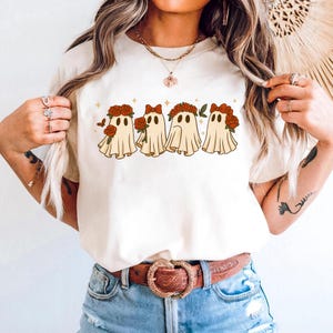 Cute Ghost Shirt, Floral Ghost Shirt, Halloween Ghost Sweatshirt, Spooky Season, Women Halloween Shirt, Halloween Party Shirt