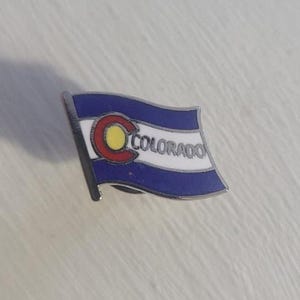 Colorado USA State Flag Lapel Pin Tie Tack Brooch - Centennial Mountain Souvenir