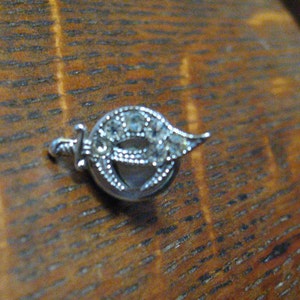 Masonic Shriner Sword & Crescent Lapel Pin