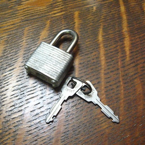 Master Lock nr. 9 vintage hangslot 1" met 2 sleutels